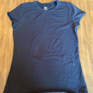 Gap black tee